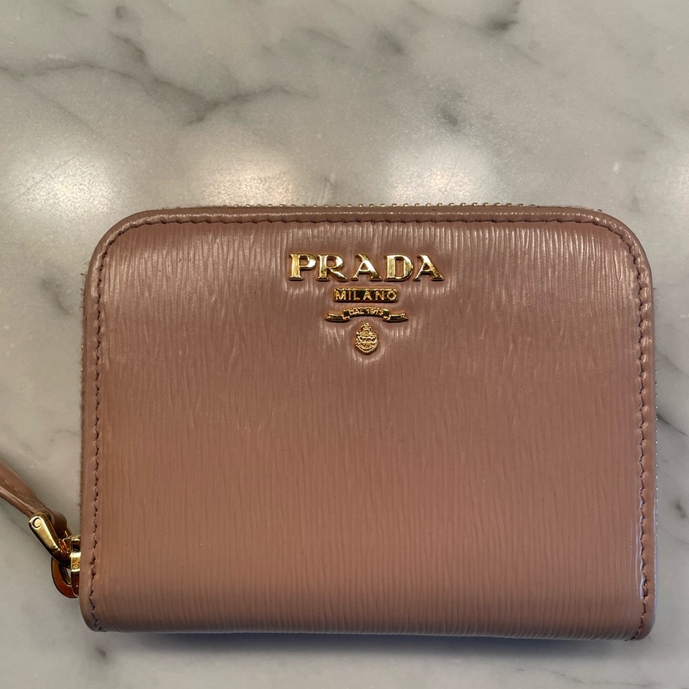 NWOT Prada Zipper Card Holder/Purse/Coin Purse